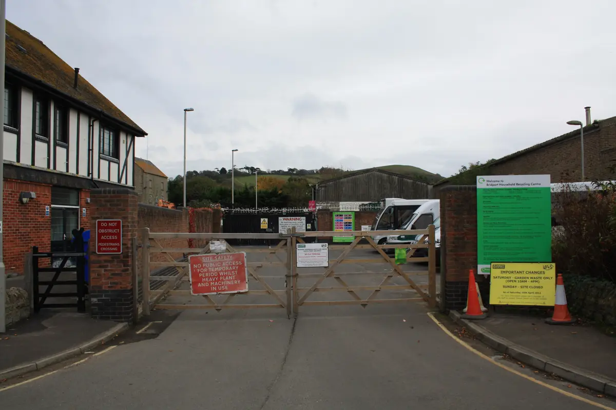 What bulky waste collection really costs in the UK (2026)